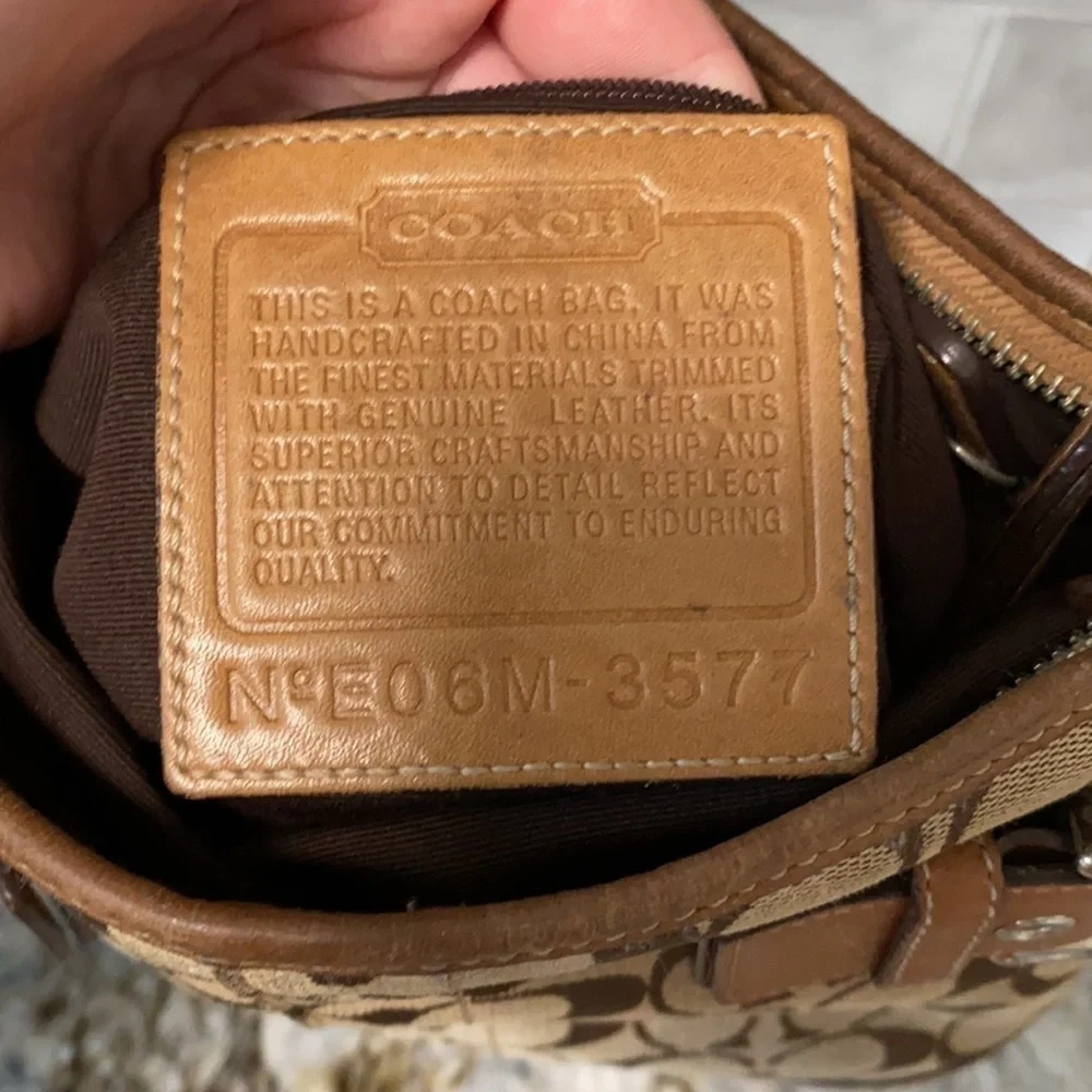 Coach  W Signature Logo W/Leather Trim Bag